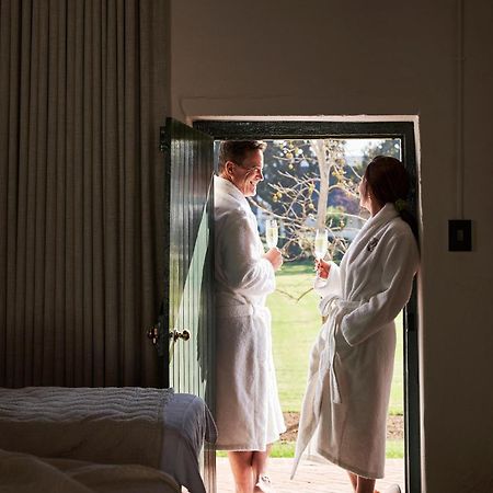 Vergenoegd Loew Boutique Hotel & Spa ケープタウン エクステリア 写真