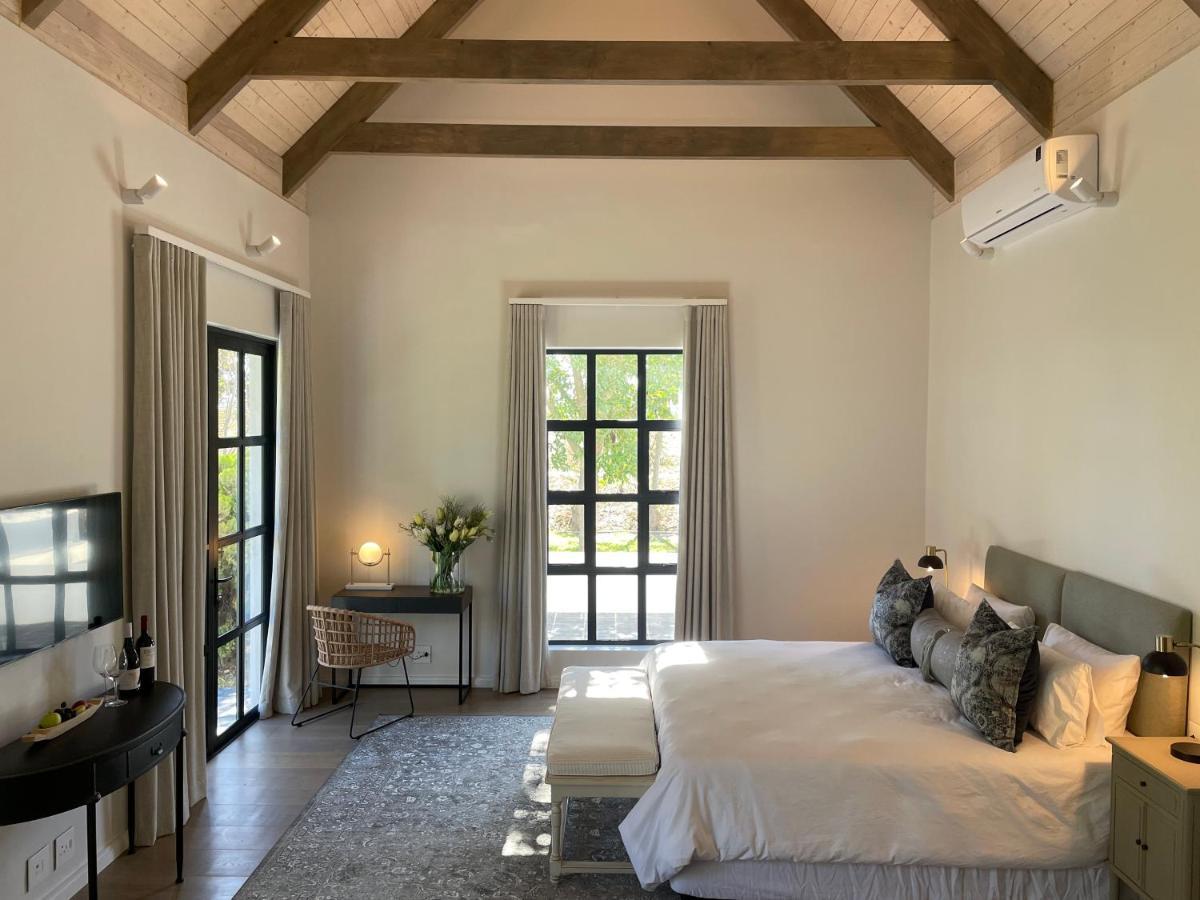 Vergenoegd Loew Boutique Hotel & Spa ケープタウン エクステリア 写真