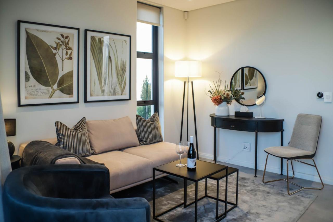 Vergenoegd Loew Boutique Hotel & Spa ケープタウン エクステリア 写真