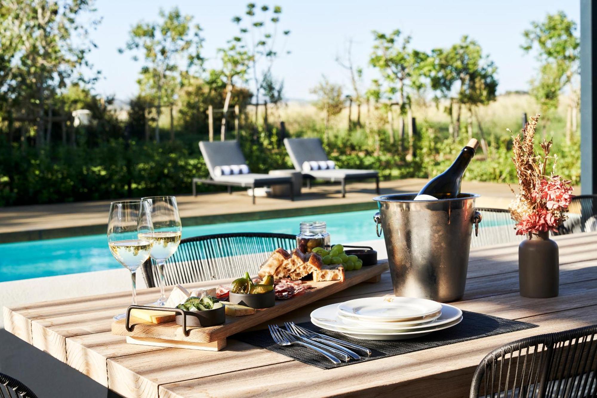 Vergenoegd Loew Boutique Hotel & Spa ケープタウン エクステリア 写真